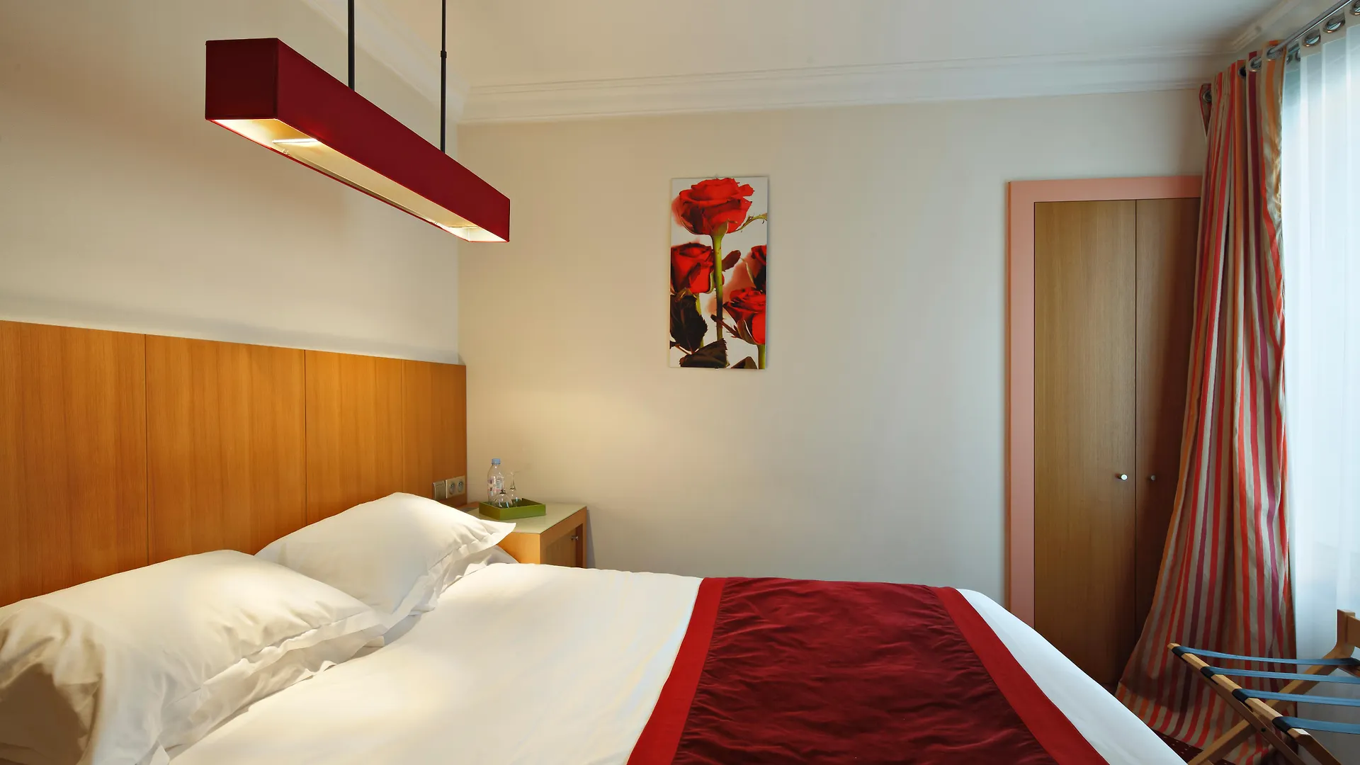 Hôtel Westside Arc de Triomphe Paris Hotel