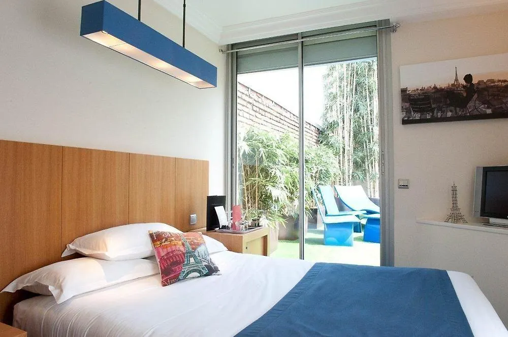 **** Hotel Hôtel Westside Arc de Triomphe Paris France